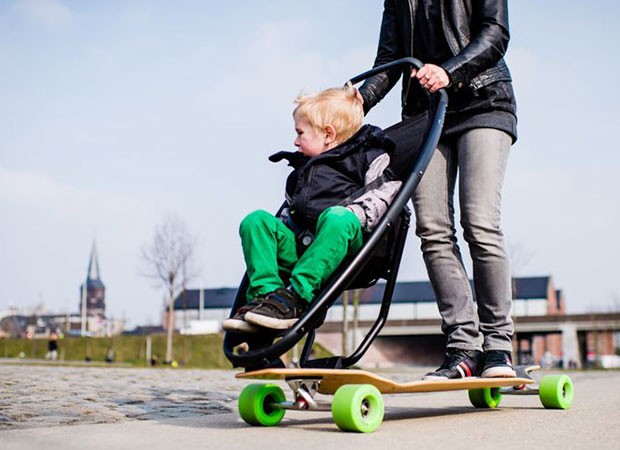 skateboarding mamme