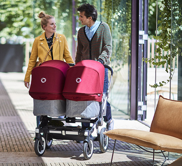 Bugaboo Donkey Nuovo di Zecca 2 Rosso Rubino allungabile Sole Baldacchino si adatta a tutti gli asini 