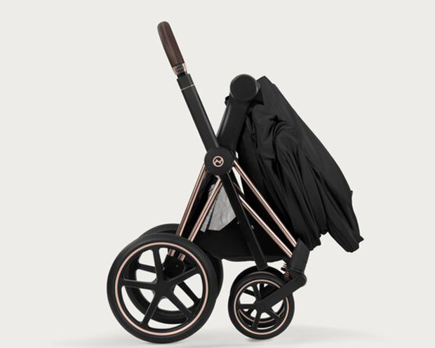 Chiusura di Cybex Priam con Fold Lux Carry Cot