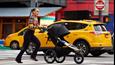 Baby Jogger lancia Summit X3 edizione limitata x Robin Arzn