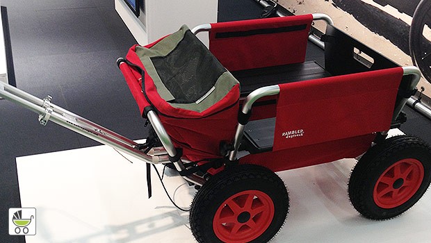 Walking Wagon, un passeggino vagone per trasportare sino a 11 bambini