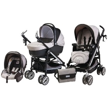 Passeggino Peg Perego Trio Pliko Switch Compact on Track