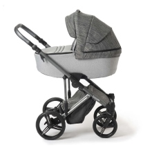 Passeggino Momon Trio Vernuji 2.0M