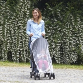 vista ambientata - Chicco Zanzariera per passeggino universale