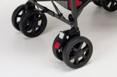 Dettagli ruote posteriori con freno doppia leva - Passeggino Leggero Foppapedretti Passenger