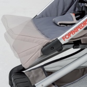Particolare regolazione poggiagambe passeggino colore Beige - Passeggino Leggero Foppapedretti Folding