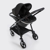 Vista del seggiolino auto Muho su telaio - Passeggino Trio Bhoop Trio Taiyo