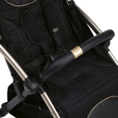 Dettaglio barra di protezione - Passeggino Leggero Chicco Goody Plus Black Re-Lux