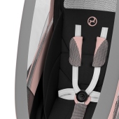 Dettaglio seduta e cinture di sicurezza - Passeggino Tre Ruote Cybex ZENO