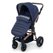 Vista del passeggino con coprigambe - Passeggino Trio Foppapedretti iWood