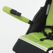 Dettaglio della barra di protezione - Passeggino Ultraleggero Foppapedretti PiLeggero