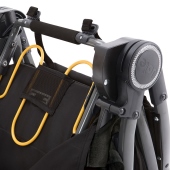 Dettaglio delle sospensioni sulla seduta - Passeggino Leggero Joie Signature Pact Flex
