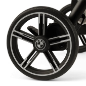 Dettaglio della ruota posteriore - Passeggino Leggero Nuna Trvl Lx BMW