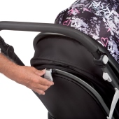 Dettaglio reclinazione schienale - Passeggino Leggero Be Cool Pleat