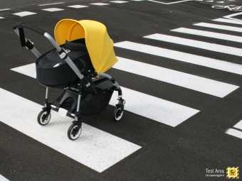 Bugaboo Bee 3 e Carrozzina - Inizia il test drive a passeggio per le strade della citt - versione carrozzina