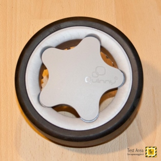 Quinny Zapp Xtra 2 - Vista di una ruota posteriore - particolare del cerchione