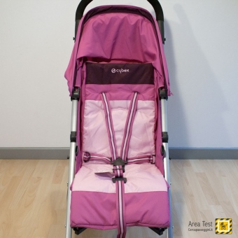 Cybex Onyx - Particolare della seduta e delle cinture di sicurezza