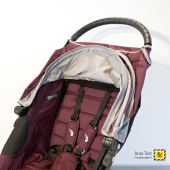 Baby Jogger City Mini 3 - Particolare della seduta e delle cinture