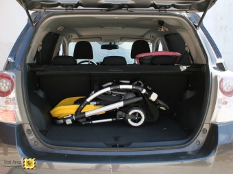 Bugaboo Bee 3 e Carrozzina - Prova Bagagliaio - Vista dell'ingombro