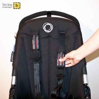 Bugaboo Cameleon 3 - Come regolare l'altezza delle cinture della spalla