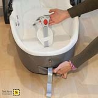 Chicco Trio LOVE - Navicella - Come allentare le cinture di sicurezza
