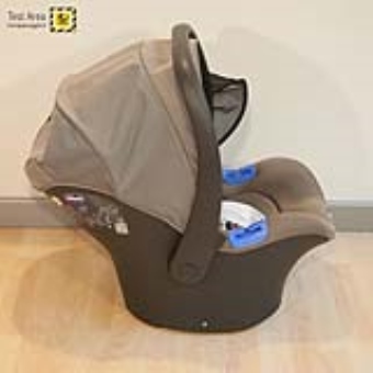 Chicco Trio LOVE - Seggiolino auto Oasys - Maniglione posizione 3 - Per sollevare e trasportare il seggiolino
