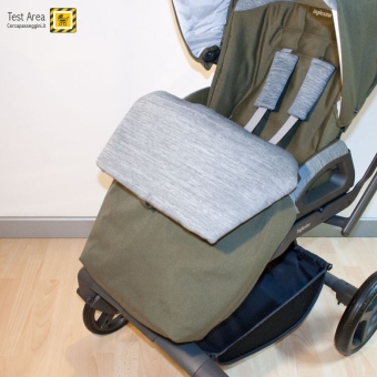 Inglesina QUAD trio - Vista del passeggino con il coprigambe