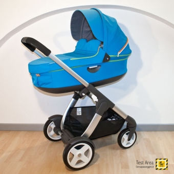 Stokke Crusi Duo - Vista diagonale della versione carrozzina - Telaio+navicella