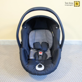 Cam Il Mondo Del Bambino Fluido Stella - Vista frontale del seggiolino auto, con il materassino riduttore per neonato