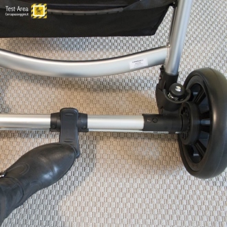 Foppapedretti Bikini - Particolare pedale per attivare o disattivare freno